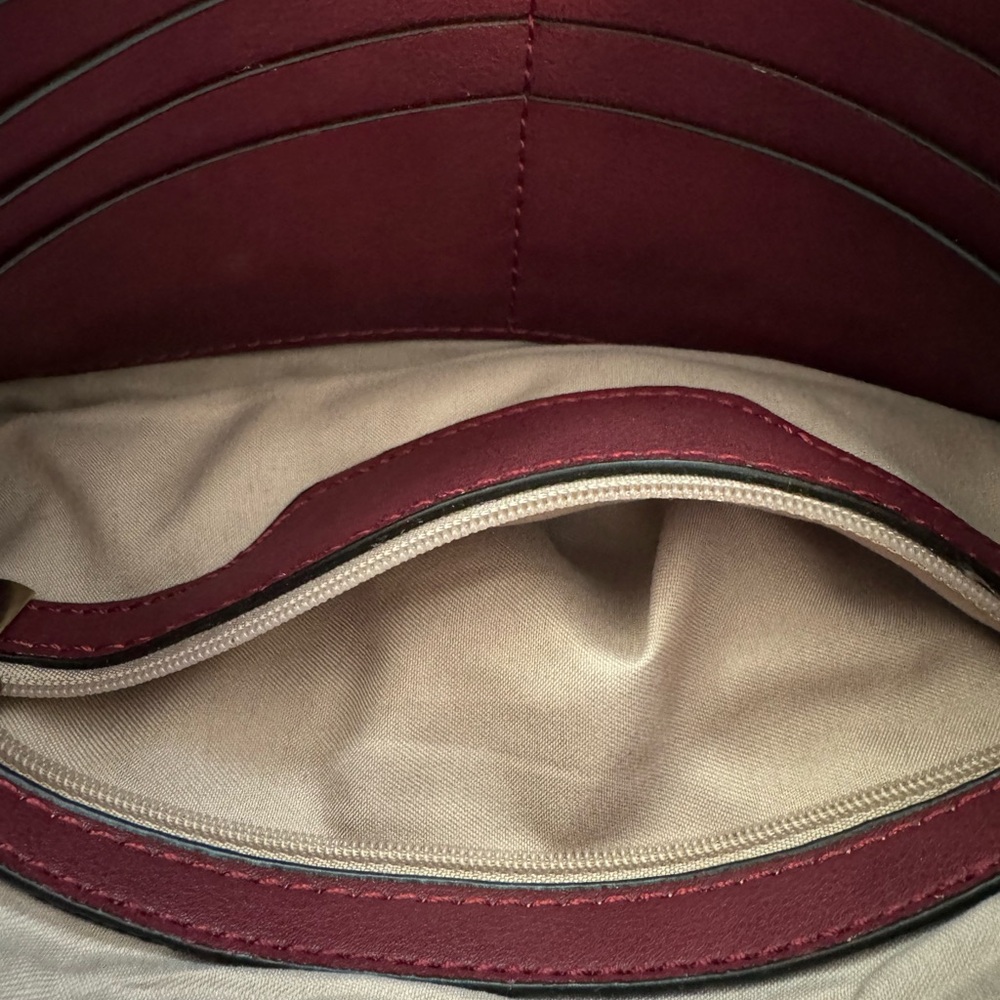 Diophy Satin and Rhinestone Clutch with gold strap. NWT - Picture 6 of 6